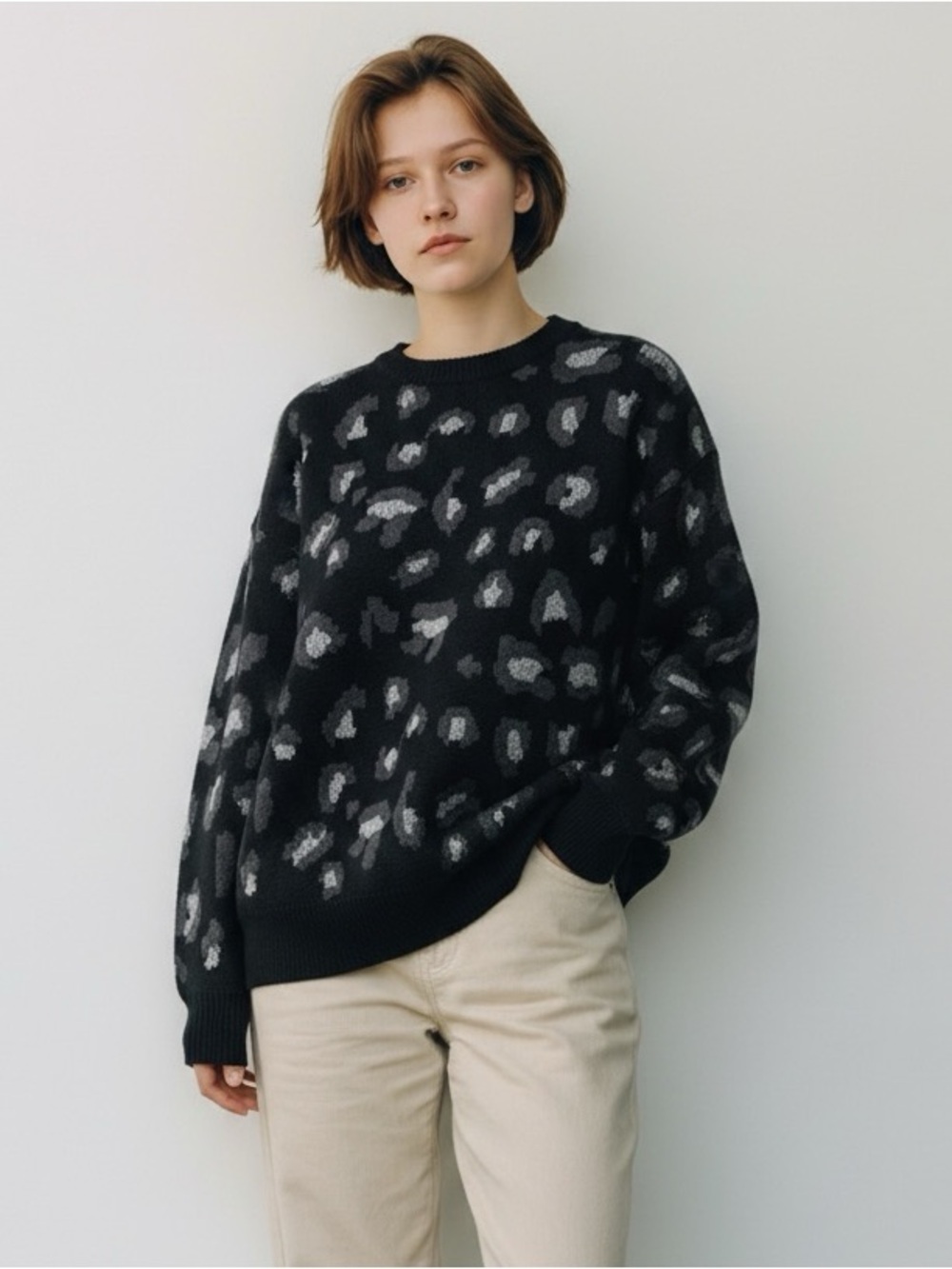 Kendall & Kylie Sweater, L, Crew Blk/Gray/Silver
